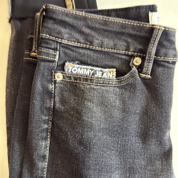 Tommy Hilfiger Black Skinny Mid Rise Ankle Jeans Size 00/W24 - Picture 9 of 9
